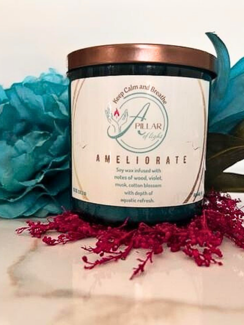 Ameliorate Soy Candle with violet, cotton blossom and musk - sophisticated floral aromatherapy candle for elegant ambiance