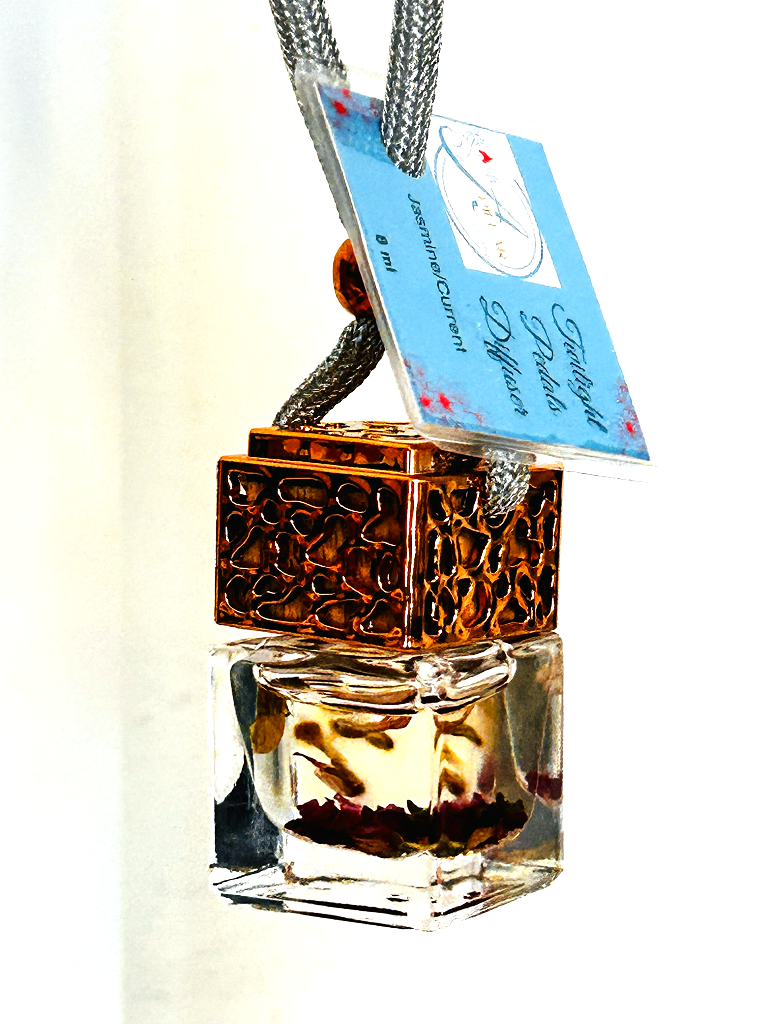 Car air freshener diffuser for rideshare drivers and road trips - long-lasting pleasant driving atmosphere