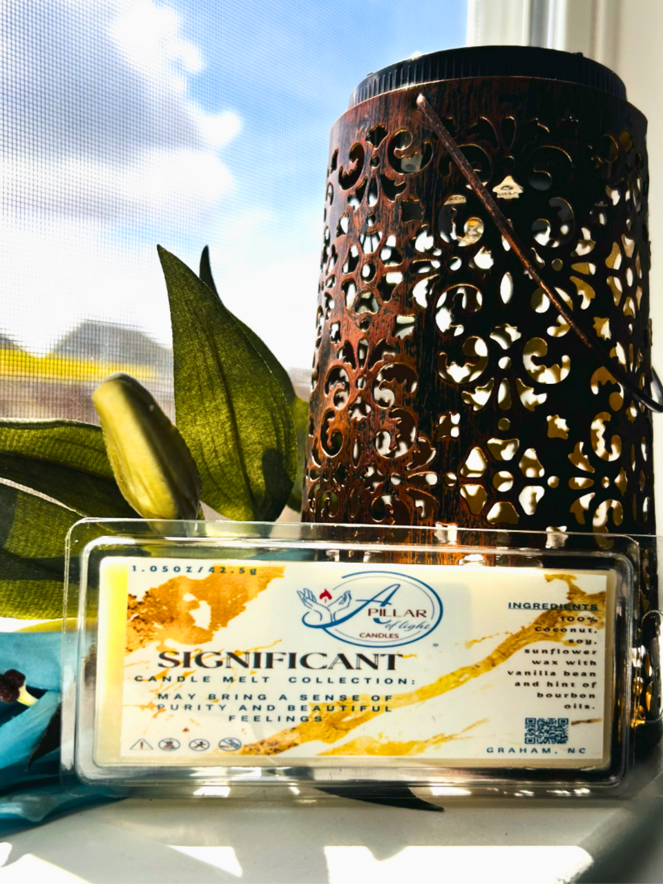 Premium snap bar wax melts with vanilla and bourbon - eco-friendly handcrafted home fragrance by A Pillar of Light